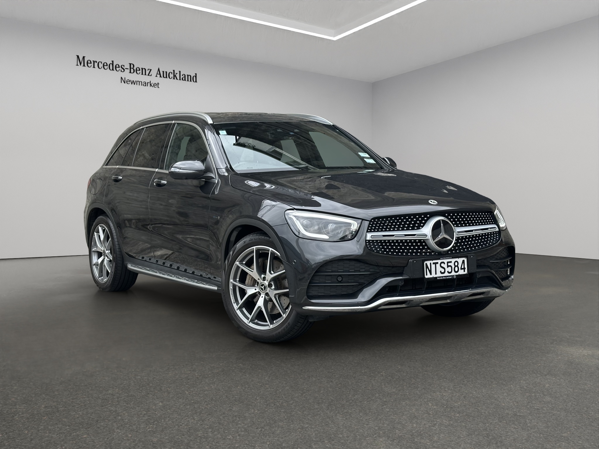 2021 Mercedes-Benz GLC 300 e | GLC300 E PHEV/4WD/9AT | 25866 | 1