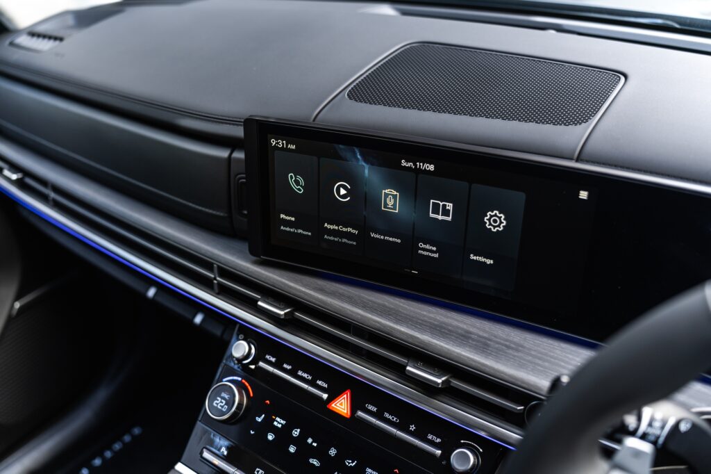 Hyundai Sante Fe Interior see it at Ingham Hamilton