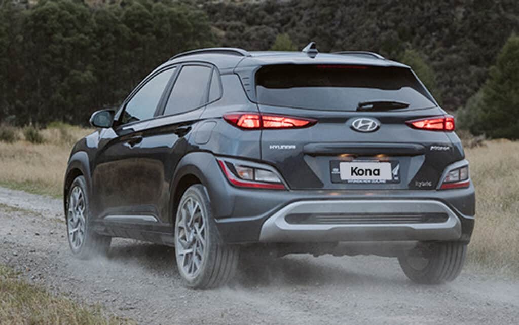 Hyundai Kona Hybrid driving on gravel road