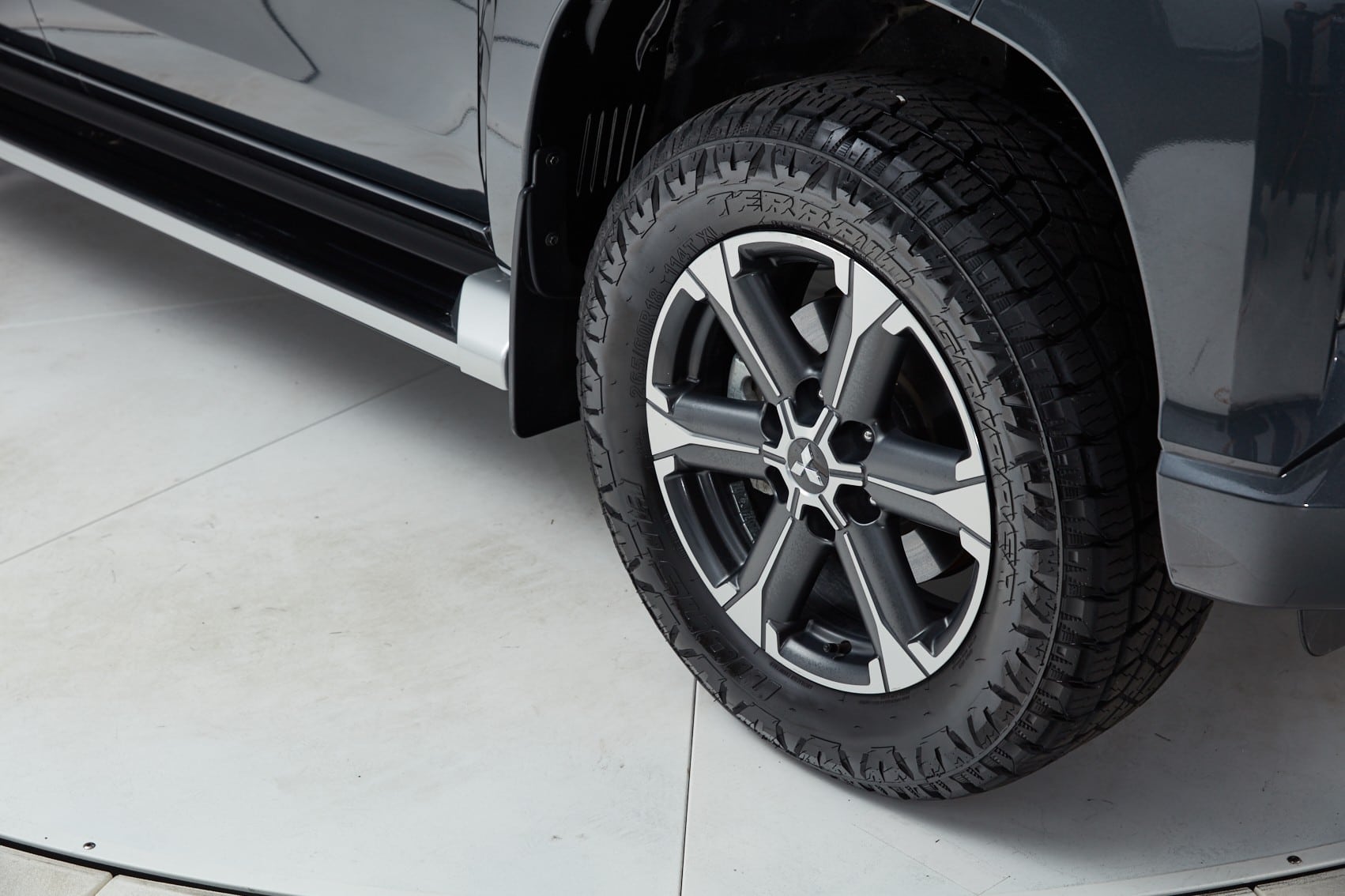 Mitsubishi Tyres & Wheel Services