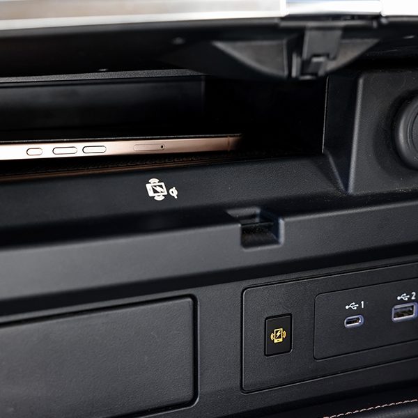 All-New Nissan Patrol usb sync and power 