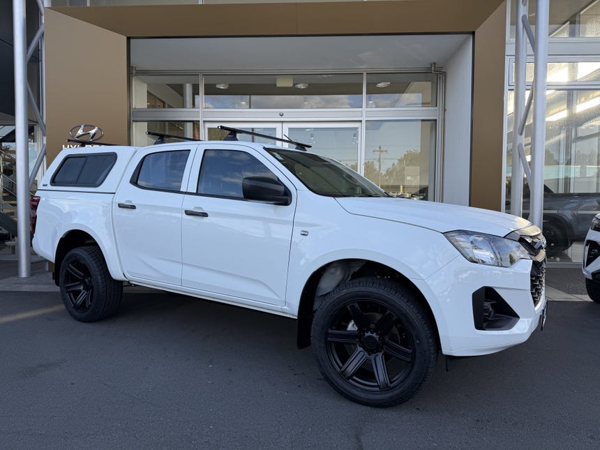 2025 Isuzu D-MAX | LX 3.0D 2WD | 25416 | 1