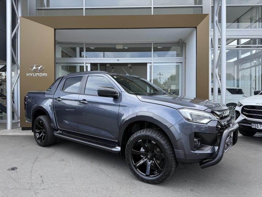 2025 Isuzu D-MAX | X-TERRAIN 3.0D 4WD | 24079 | 1