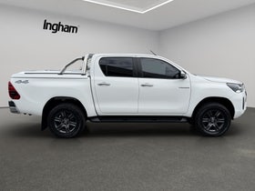 2023 Toyota Hilux | SR5 4WD Manual 2.8D | 29656 | 5