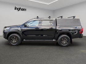 2025 Toyota Hilux | SR5 4WD AUTO D/CAB | 30772 | 4