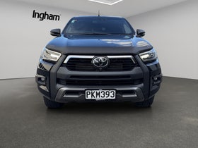 2022 Toyota Hilux | SR5 CRUISER 2.8D 4WD | 31236 | 2