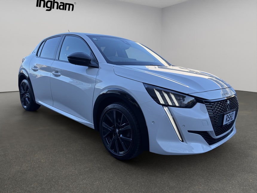 2021 Peugeot 208 | GT 1.2P/6AT | 31361 | 1