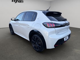 2021 Peugeot 208 | GT 1.2P/6AT | 31361 | 6