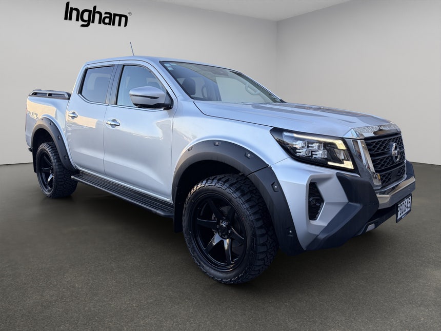 2022 Nissan Navara | ST 2.3D/4WD | 31864 | 1