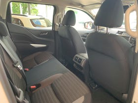 2025 Nissan Navara | ST 2.3D/4WD/7AT | 29900 | 3