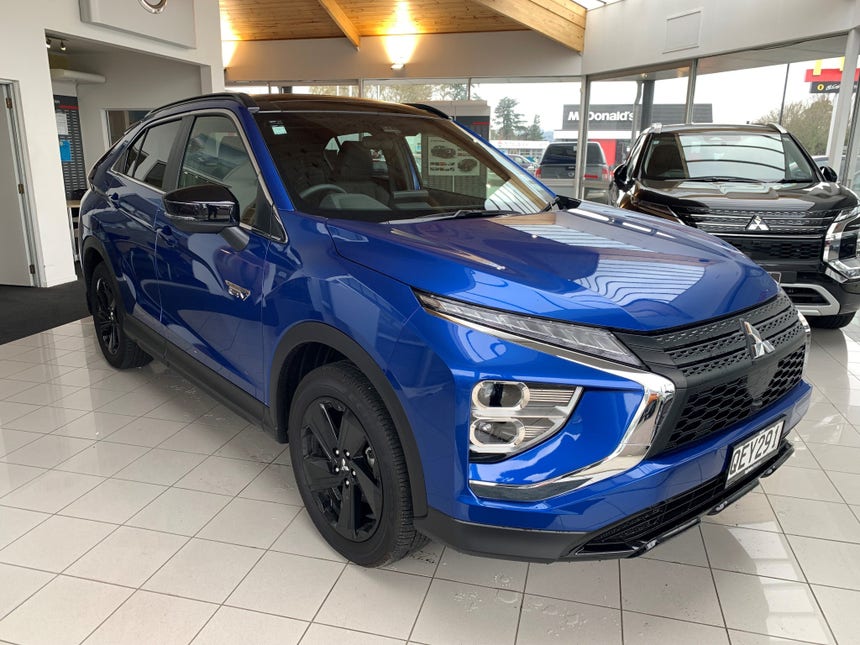 2023 Mitsubishi Eclipse Cross | SPORT, PHEV, 4WD, SUV. | 21898 | 1