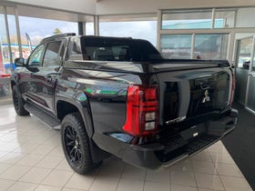 2025 Mitsubishi Triton | DC GSR 4WD 6AT 2.4DT | 27356 | 5