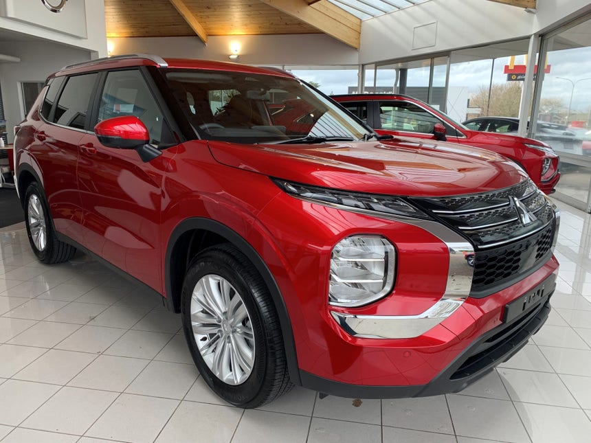 2025 Mitsubishi Outlander | LS 2.5P/CVT | 27851 | 1