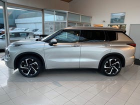 2024 Mitsubishi Outlander | VRX 2.5P/4WD/CVT | 28718 | 4