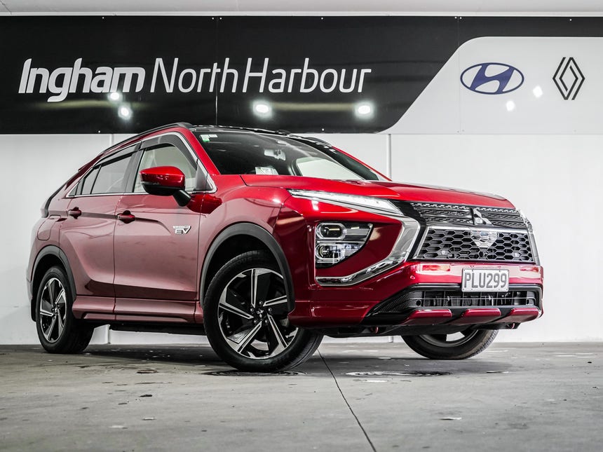 2022 Mitsubishi Eclipse Cross | VRX PHEV/4WD/AT | 23951 | 1