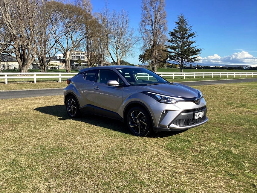 Toyota C-HR 2022 | LIMITED, 1.2L Petrol - Turbo, CVT, SUV.