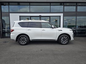 2025 Nissan Patrol | TI-L 5.6P/4WD/7AT | 28806 | 3