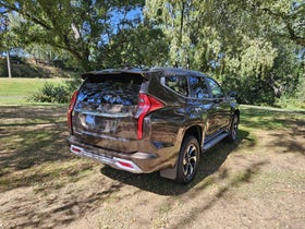 2026 Mitsubishi Pajero Sport | VRX 2.4D 4WD 8AT | 25847 | 3