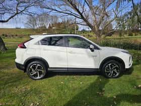 2026 Mitsubishi Eclipse Cross | XLS PHEV/4WD/AT | 28000 | 2