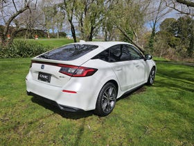 2025 Honda Civic | SR 2.0PEH/HD | 28541 | 3