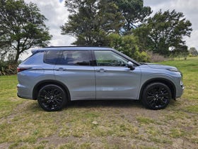 2026 Mitsubishi Outlander | VRX 2.5P/CVT | 29233 | 2