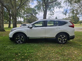2017 Honda CR-V | 2WD TOURING 1.5PT | 30306 | 7