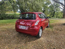 2016 Suzuki Swift | GLB 1.4P/5MT/HA/5DR/ | 30869 | 3