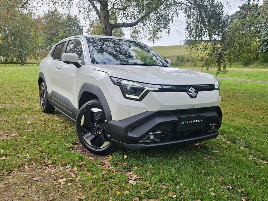 2026 Suzuki E VITARA | JLXF 61KWH/EV/FG | 30990 | 1