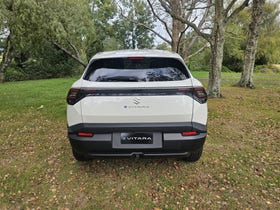 2026 Suzuki E VITARA | JLXF 61KWH/EV/FG | 30990 | 4