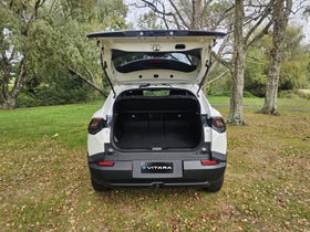 2026 Suzuki E VITARA | JLXF 61KWH/EV/FG | 30990 | 5