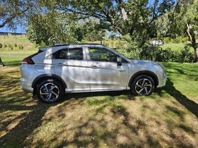 2022 Mitsubishi Eclipse Cross | VRX PHEV/4WD/AT | 31031 | 2