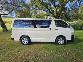 2014 Toyota Hiace | REGIUS ACEQ | 31084 | 3