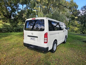 2014 Toyota Hiace | REGIUS ACEQ | 31084 | 4