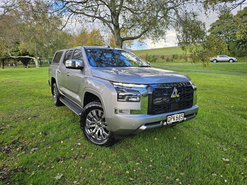 2024 Mitsubishi Triton | DC GLXR 6AT 2.4DT | 31250 | 1