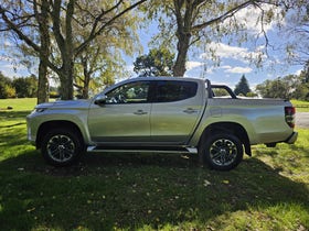 2024 Mitsubishi Triton | DC GLXR 6AT 2.4D | 31308 | 7