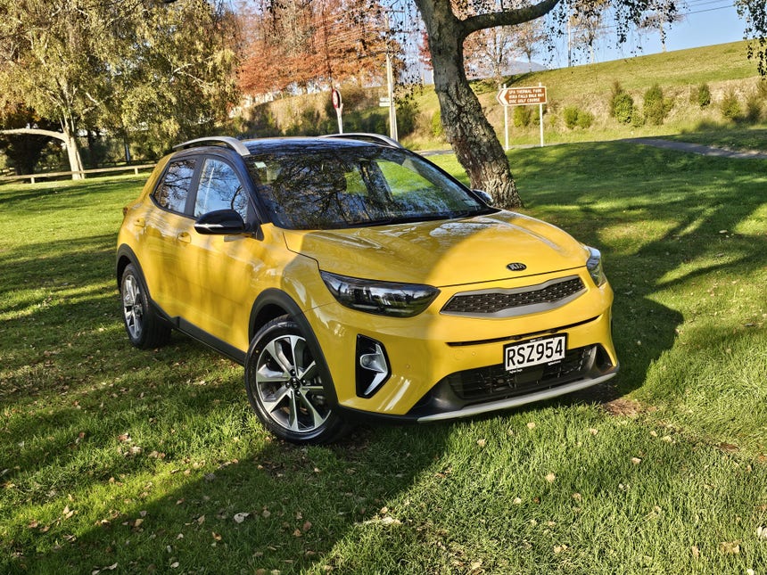 2021 Kia Stonic | LTD 1.4P/6AT | 31420 | 1