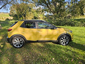 2021 Kia Stonic | LTD 1.4P/6AT | 31420 | 2