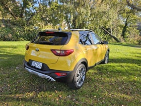 2021 Kia Stonic | LTD 1.4P/6AT | 31420 | 3