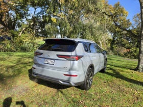 2026 Mitsubishi Outlander | XLS 2.5P/CVT | 31715 | 3