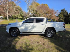 2019 Mitsubishi Triton | DC GLXR 6AT 2.4D/4WD | 31795 | 7