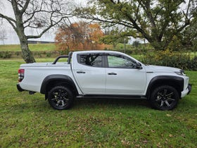 2021 Mitsubishi Triton | DC GLSB 4WD 6AT 2.4D | 31869 | 2