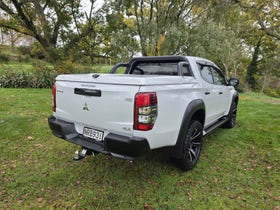 2021 Mitsubishi Triton | DC GLSB 4WD 6AT 2.4D | 31869 | 3