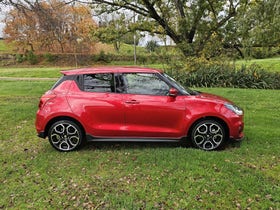 2018 Suzuki Swift | SPORT 1.4PT/6AT | 31871 | 2