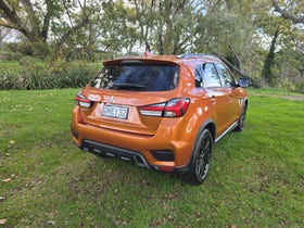 2024 Mitsubishi ASX | BLK 2.0P/CVT | 31927 | 3