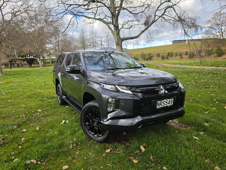 2021 Mitsubishi Triton | DC GLSB 4WD 6AT 2.4D | 32048 | 1