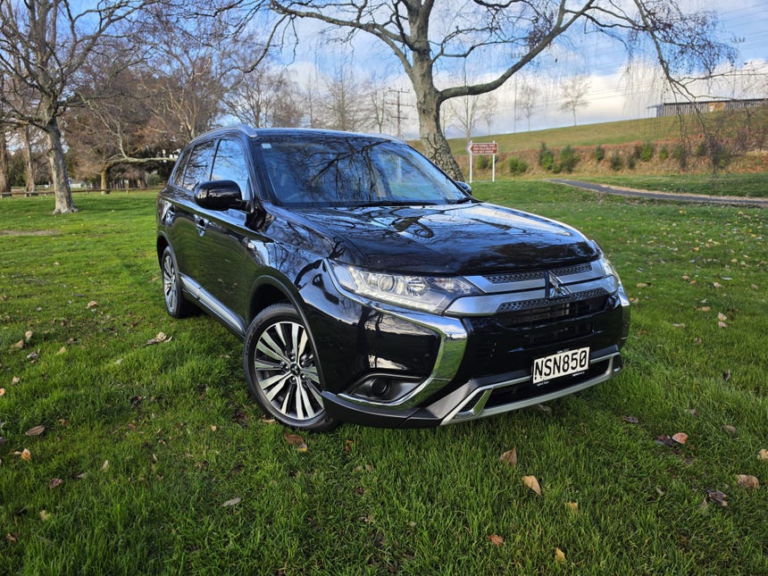 2021 Mitsubishi Outlander | LS 2.4P/CVT | 32050 | 1