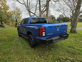 2026 Mitsubishi Triton | DC GLXR 4WD 6AT 2.4D | 32254 | 7