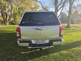 2022 Mitsubishi Triton | DC GLXR 6AT 2.4D/4WD | 32278 | 4