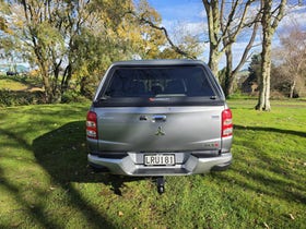 2018 Mitsubishi Triton | DC GLXR 5AT 2.4D/4WD | 32323 | 4