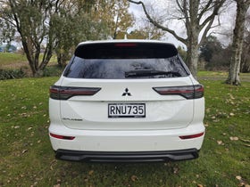 2026 Mitsubishi Outlander | LS 2.5P/CVT | 32347 | 4